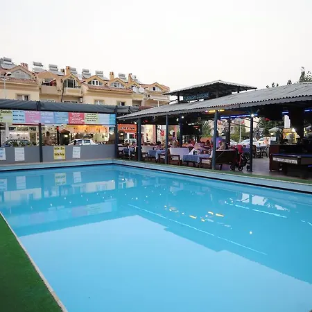 Lägenhetshotell Grand Soel 3*