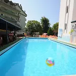 Grand Soel Lejlighedshotel 3*